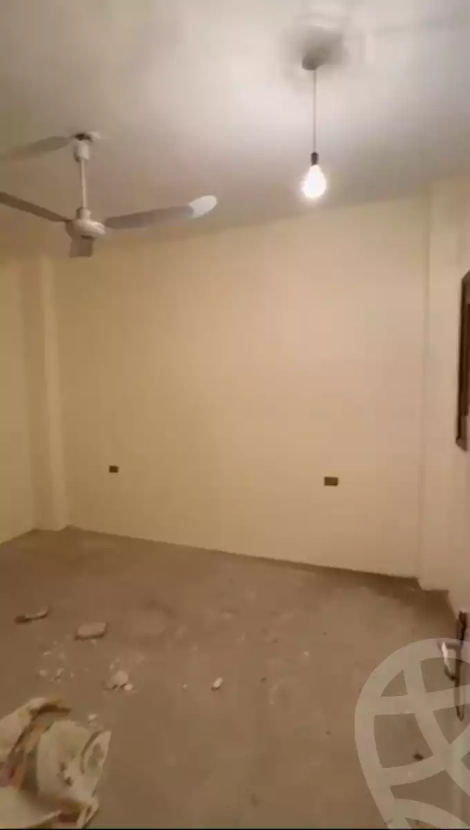 https://aqarmap.com.eg/ar/listing/6157709-for-sale-sharqia-zagazig-zagazig-city-markaz-farouk-st