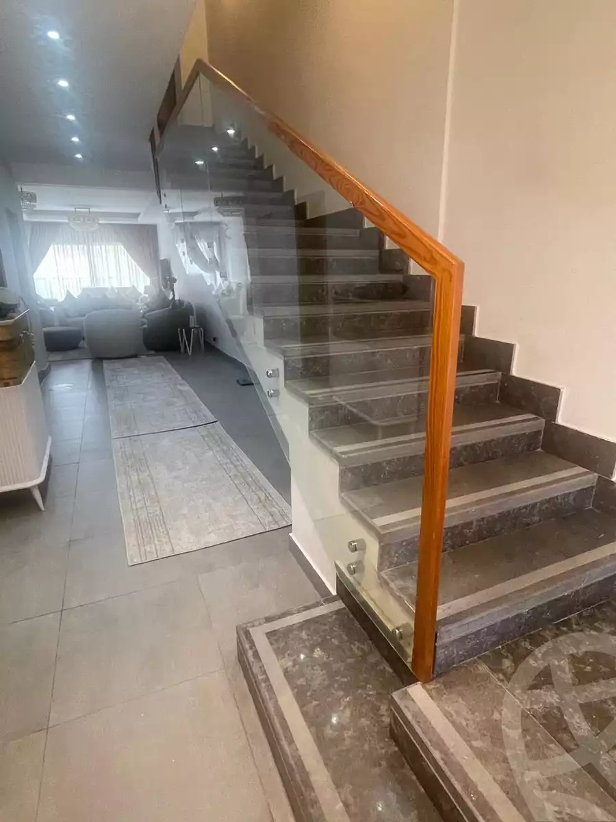 https://aqarmap.com.eg/ar/listing/6162862-for-rent-cairo-6th-of-october-compounds-palm-parks