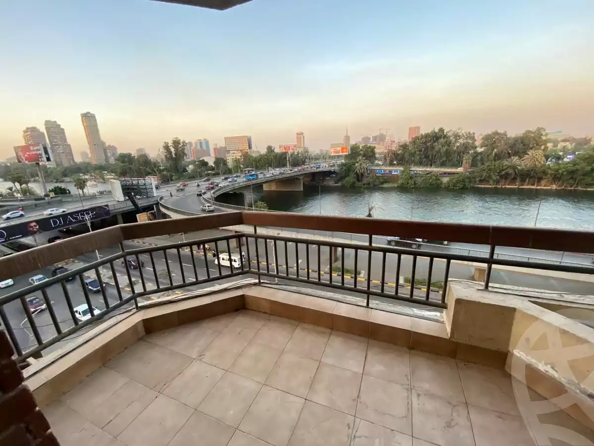 https://aqarmap.com.eg/ar/listing/6164248-for-rent-cairo-dokki-kwrnysh-lnyl