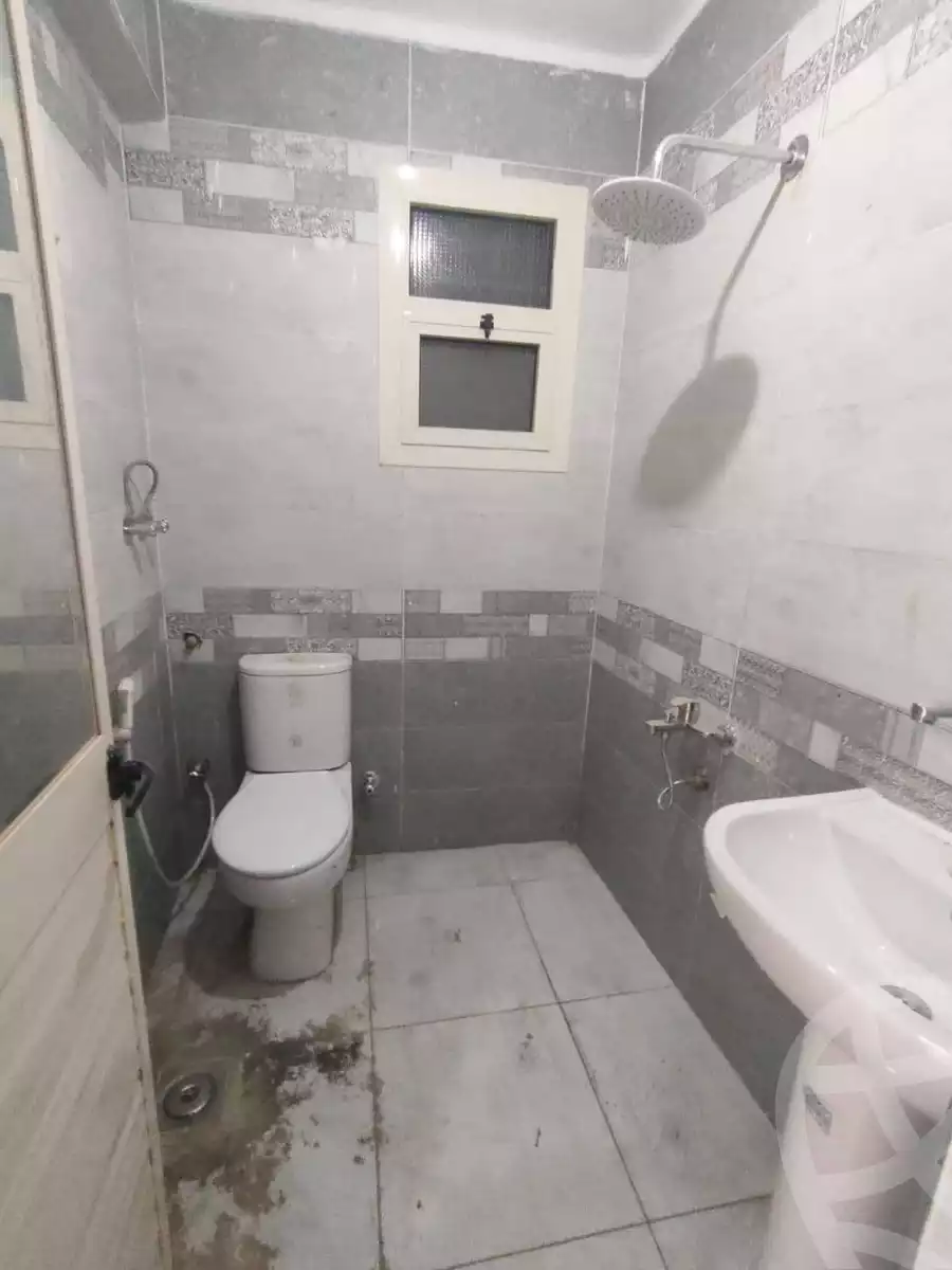 https://aqarmap.com.eg/en/listing/6164470-for-sale-qalyubia-shubra-el-khaima-om-bayoumi