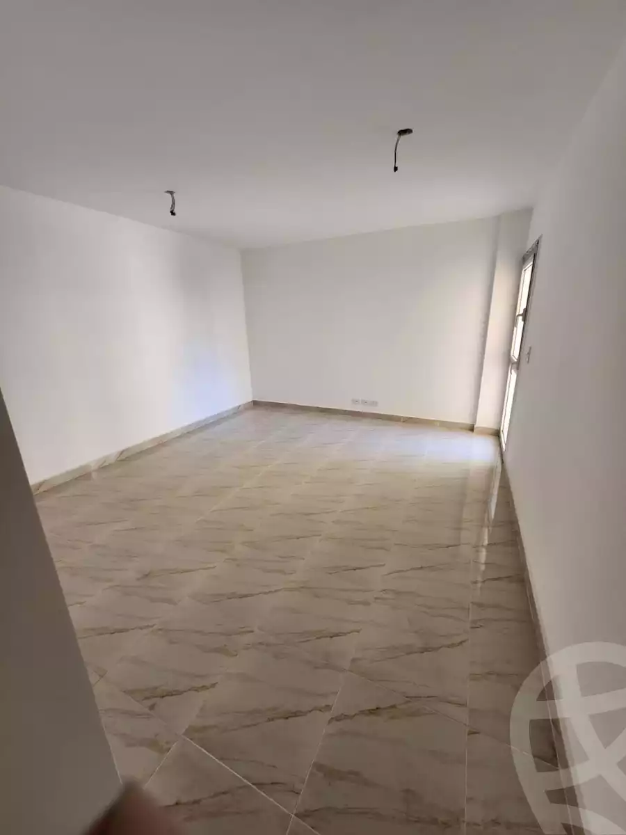 https://aqarmap.com.eg/ar/listing/6166360-for-sale-cairo-new-cairo-madinaty-eleventh-zone-buildings-group-114