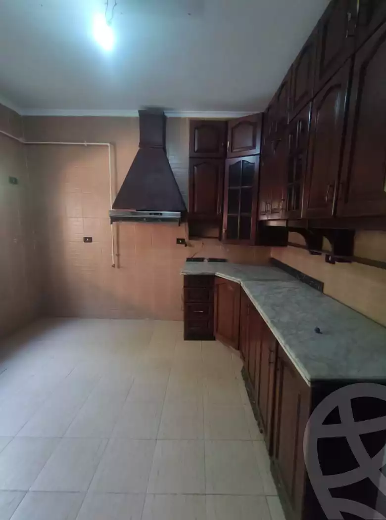 https://aqarmap.com.eg/ar/listing/6166788-for-rent-cairo-el-sheikh-zayed-city-compounds-hadayek-el-mohandiseen
