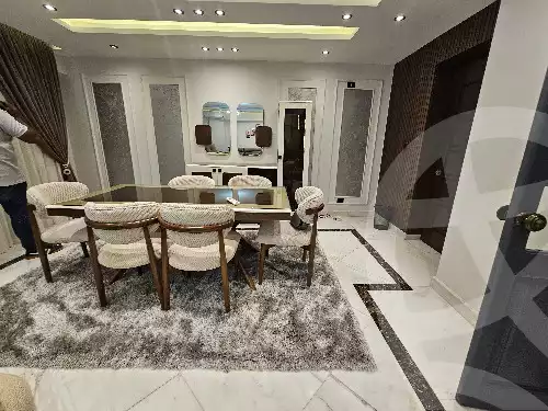 https://aqarmap.com.eg/ar/listing/6166890-for-sale-cairo-dokki-mohey-el-din-abo-el-ezz