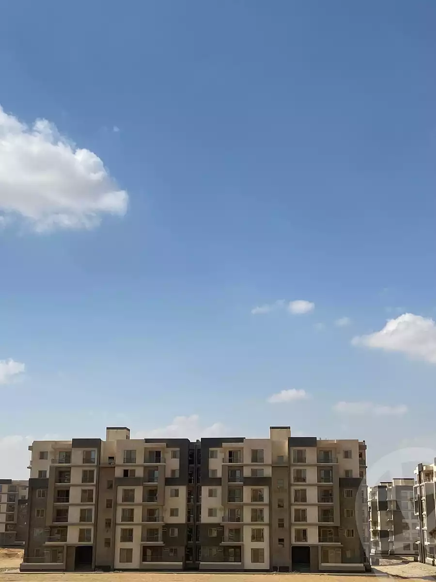 https://aqarmap.com.eg/en/listing/6167143-for-sale-cairo-el-sheikh-zayed-city-lshykh-zyd-ljdyd-west-view-residence-hdp