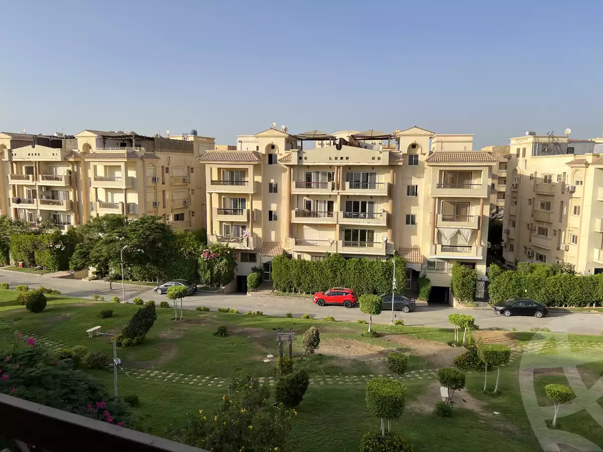 https://aqarmap.com.eg/en/listing/6167939-for-rent-cairo-6th-of-october-compounds-family-land