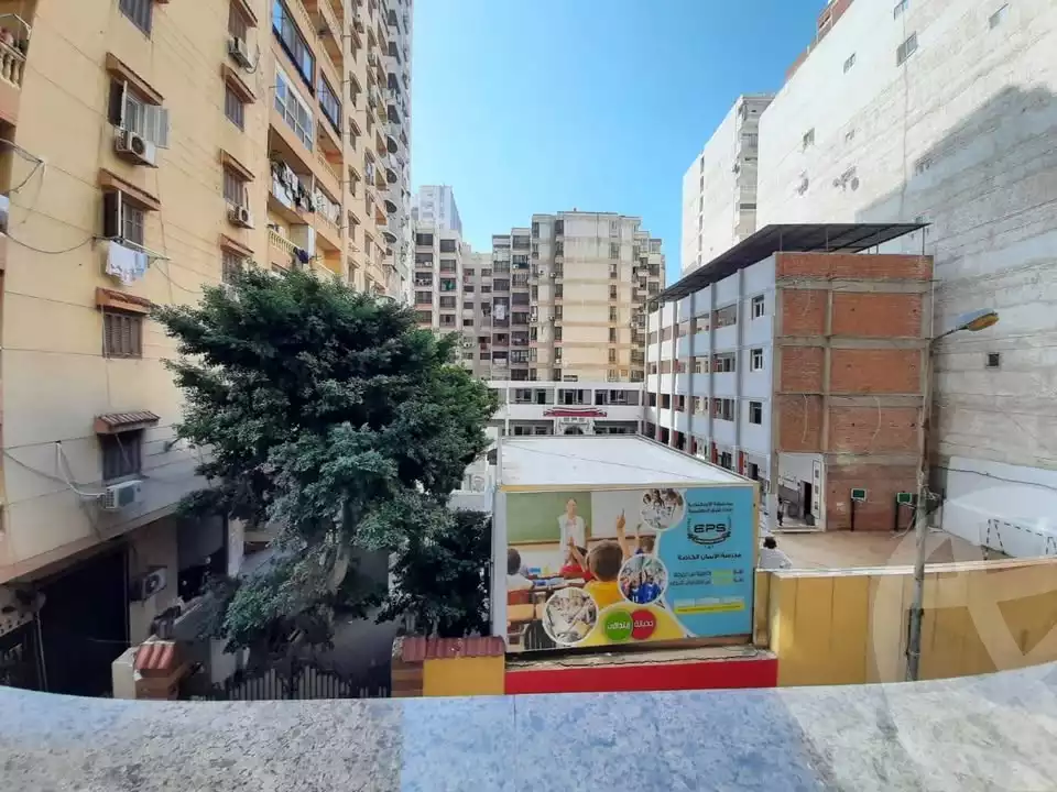 https://aqarmap.com.eg/en/listing/6168341-for-sale-alexandria-ganaklis