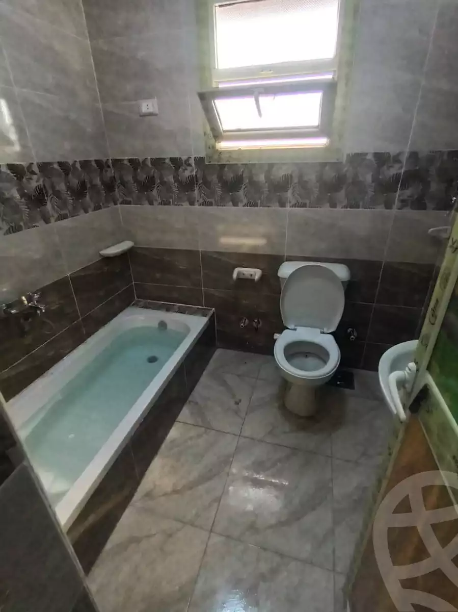 https://aqarmap.com.eg/en/listing/6169177-for-sale-qalyubia-shubra-el-khaima-el-shareaa-el-gadid-st