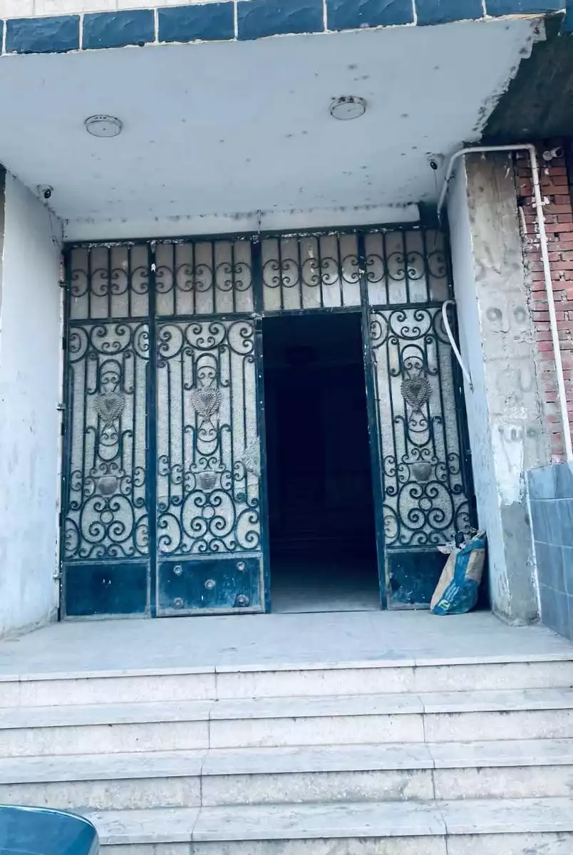 https://aqarmap.com.eg/ar/listing/6169210-for-sale-cairo-helwan-kwrnysh-hlwn