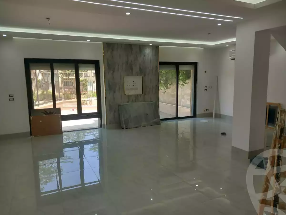 https://aqarmap.com.eg/en/listing/6169643-for-rent-cairo-el-sheikh-zayed-city-compounds-kmbwnd-wyst-twn-swdyk