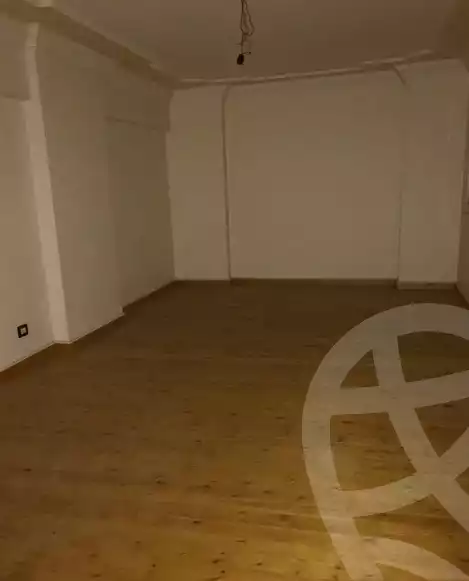 https://aqarmap.com.eg/ar/listing/6170103-for-rent-alexandria-glim