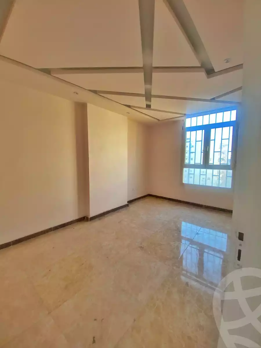 https://aqarmap.com.eg/en/listing/6171335-for-rent-alexandria-smouha-zaki-ragab-st