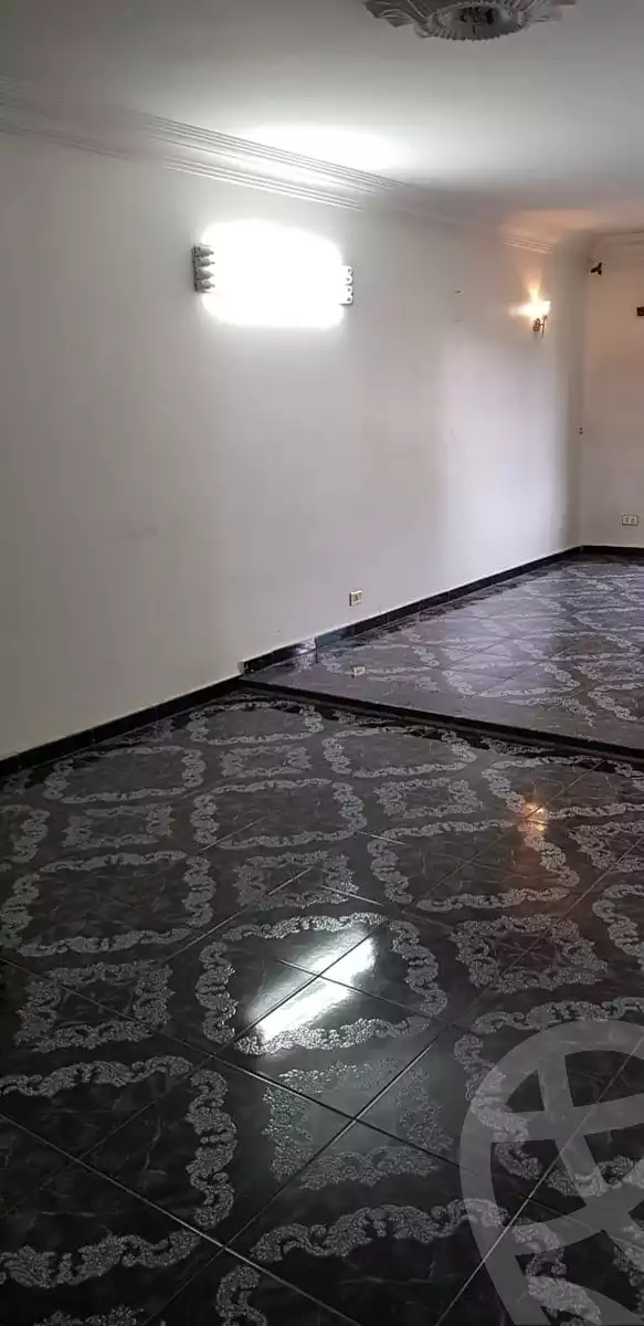 https://aqarmap.com.eg/en/listing/6171438-for-sale-cairo-helwan-helwan-el-sharkeya-saleh-sobhy-st