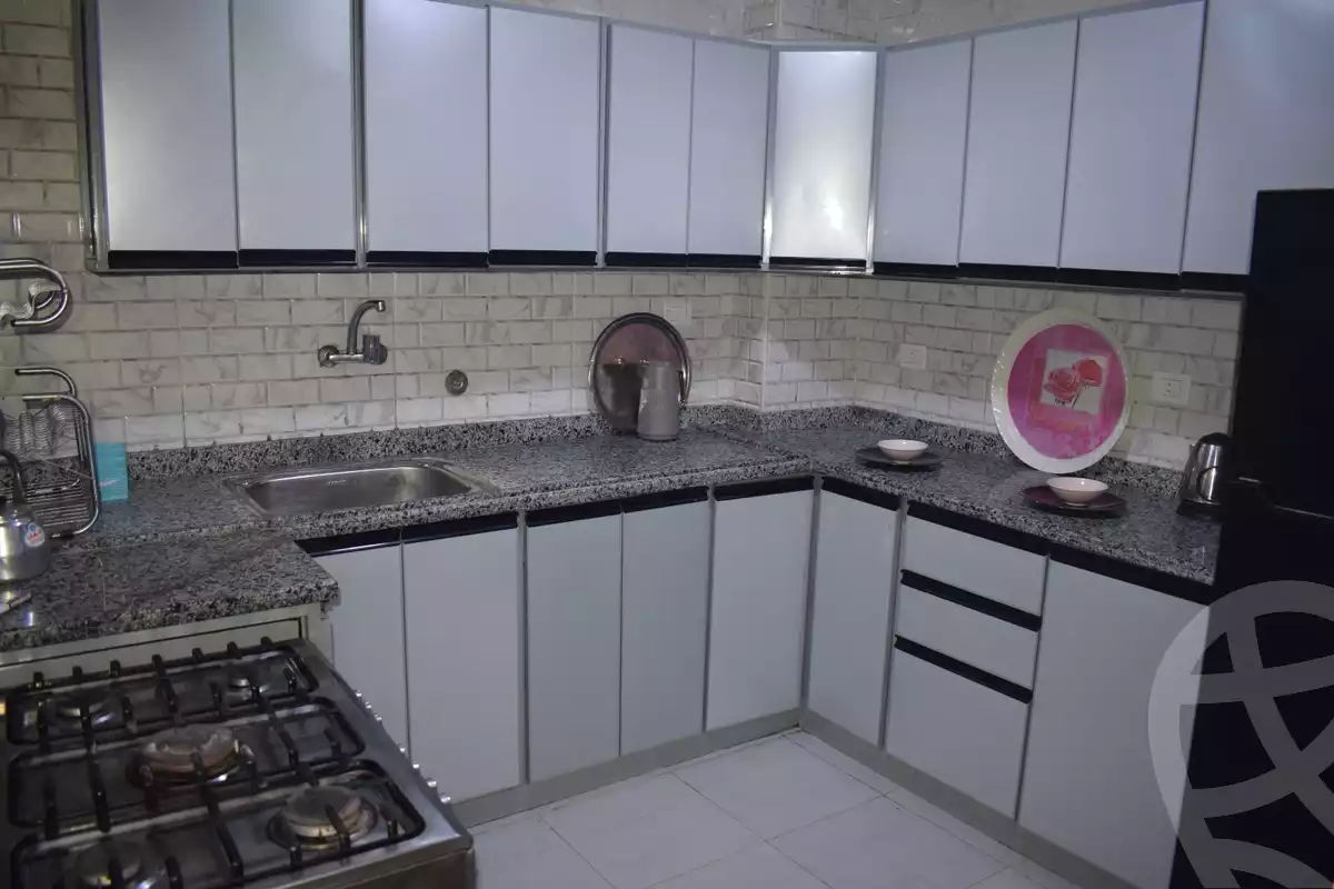 https://aqarmap.com.eg/ar/listing/6171434-for-rent-cairo-manial-shr-lkhshyd