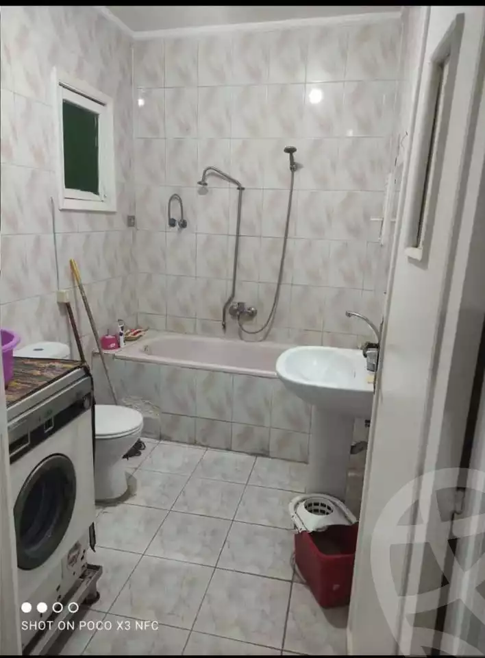 https://aqarmap.com.eg/ar/listing/6174135-for-rent-alexandria-ganaklis-shr-mrtdy-bsh