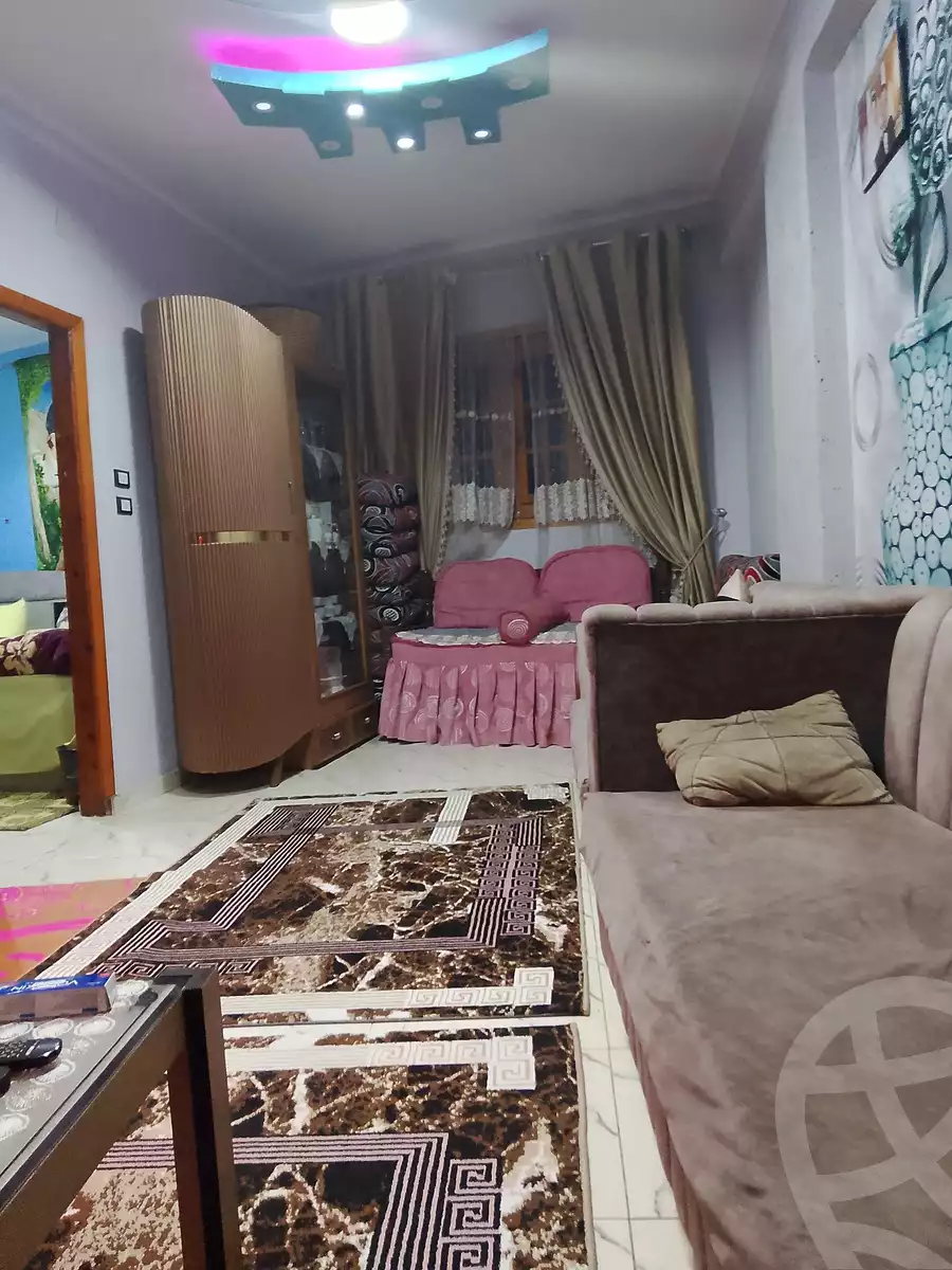 https://aqarmap.com.eg/ar/listing/6174412-for-sale-qalyubia-shubra-el-khaima-om-bayoumi