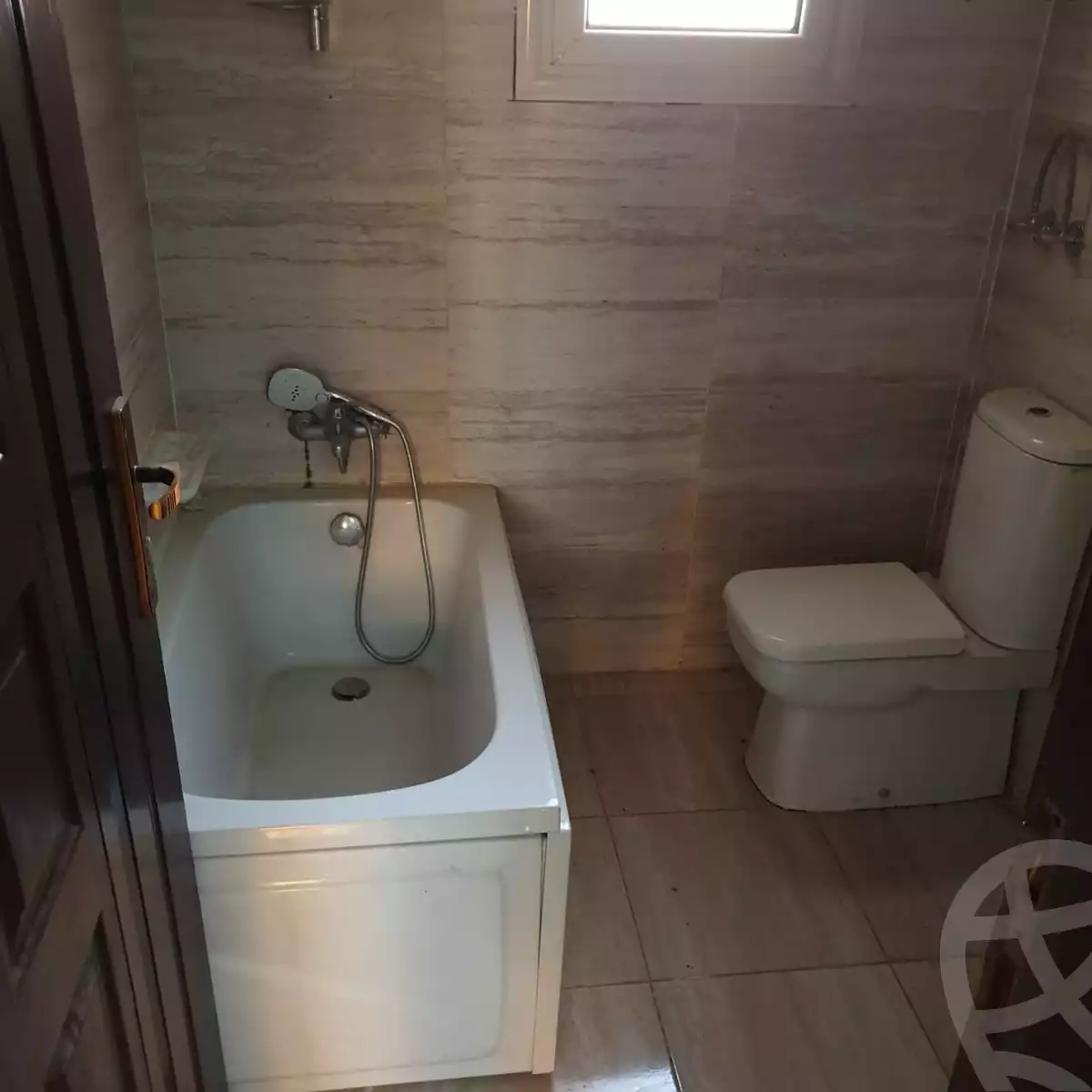 https://aqarmap.com.eg/en/listing/6175727-for-rent-cairo-new-cairo-el-narges-el-narges-8-omar-makram-street