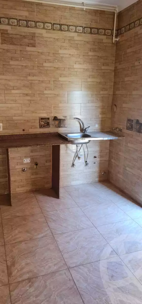 https://aqarmap.com.eg/en/listing/6175727-for-rent-cairo-new-cairo-el-narges-el-narges-8-omar-makram-street