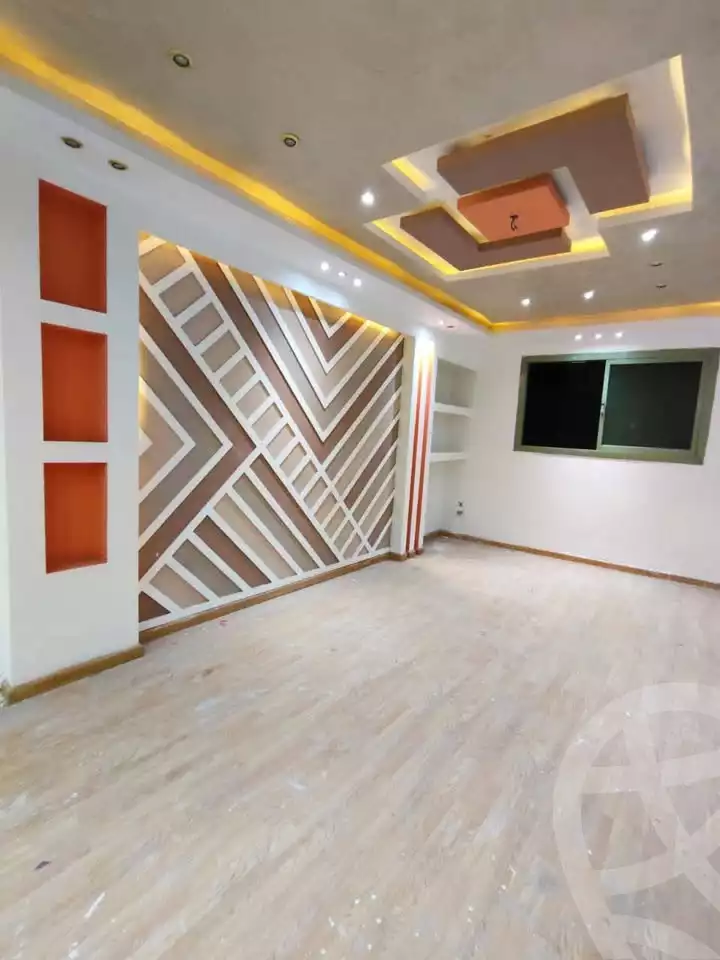 https://aqarmap.com.eg/ar/listing/6176272-for-sale-qalyubia-shubra-el-khaima-om-bayoumi