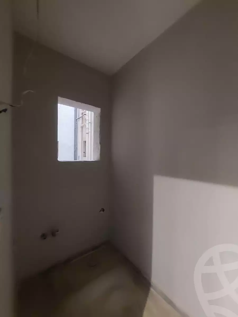 https://aqarmap.com.eg/en/listing/6178346-for-sale-cairo-new-cairo-compounds-mwntn-fyw-y-syty-mountain-park-mountain-view-icity