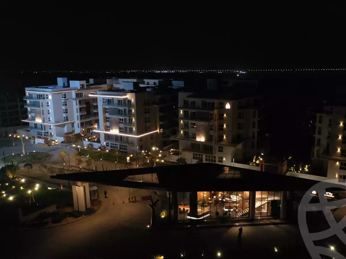 https://aqarmap.com.eg/ar/listing/6178344-for-sale-cairo-new-cairo-compounds-mwntn-fyw-y-syty-club-park-mountain-view-icity