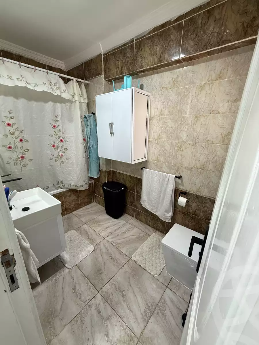 https://aqarmap.com.eg/en/listing/6179219-for-sale-alexandria-sydy-bshr-sydy-bshr-bhry-shr-mhmwd-l-yswy