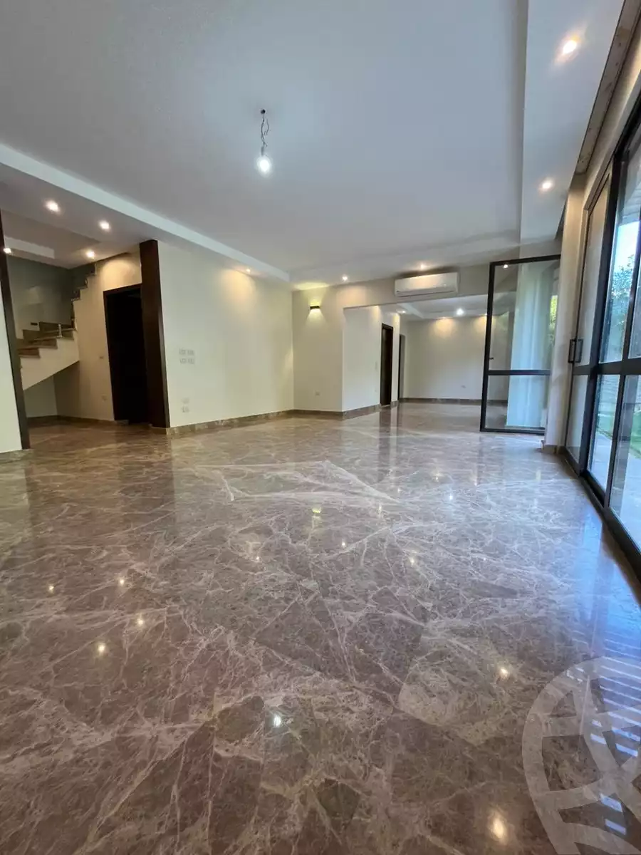https://aqarmap.com.eg/ar/listing/6180345-for-rent-cairo-el-sheikh-zayed-city-compounds-kmbwnd-wyst-twn-swdyk