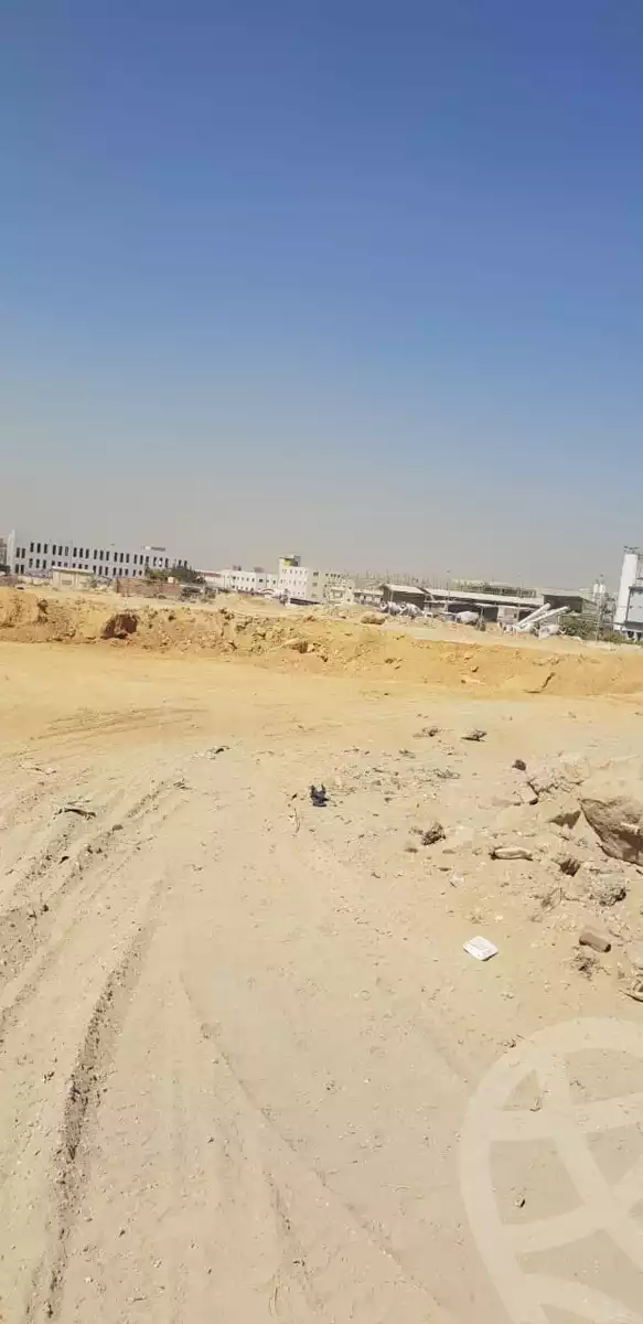 https://aqarmap.com.eg/ar/listing/6180283-for-sale-cairo-new-cairo-bait-el-watan-eighth-neighborhood