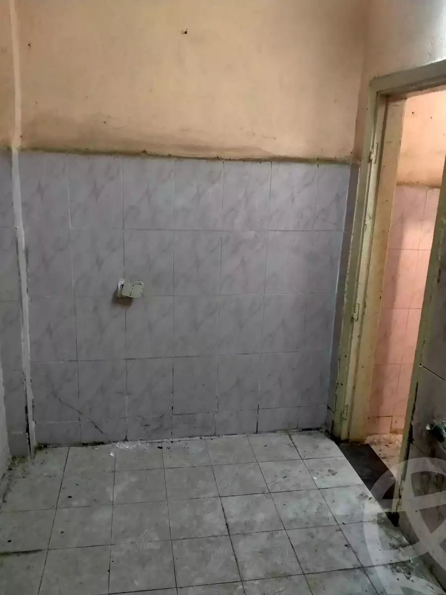 https://aqarmap.com.eg/ar/listing/6182397-for-rent-cairo-ain-shams-yn-shms-lgrby-shr-lmtrwy