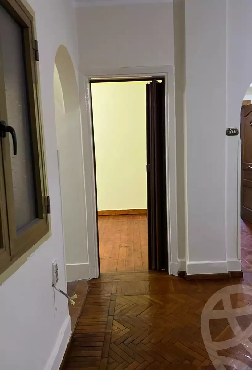 https://aqarmap.com.eg/ar/listing/6182458-for-rent-cairo-downtown-el-qasr-el-ayni