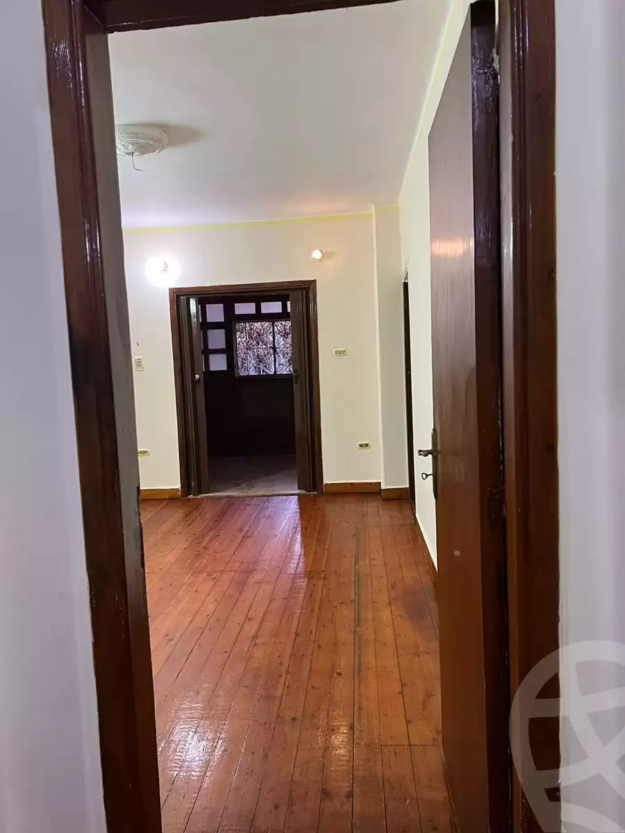 https://aqarmap.com.eg/ar/listing/6182458-for-rent-cairo-downtown-el-qasr-el-ayni