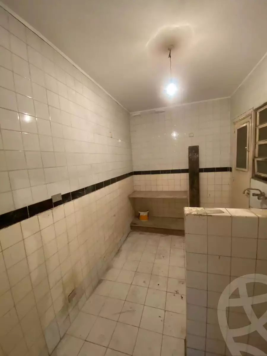 https://aqarmap.com.eg/en/listing/6182459-for-rent-cairo-downtown-kasr-el-neel-tahrir-square