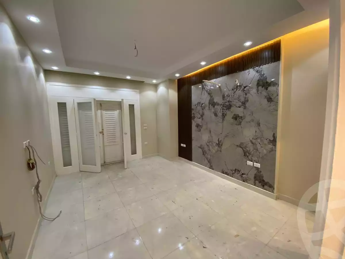 https://aqarmap.com.eg/en/listing/6182463-for-rent-cairo-downtown-tl-t-hrb