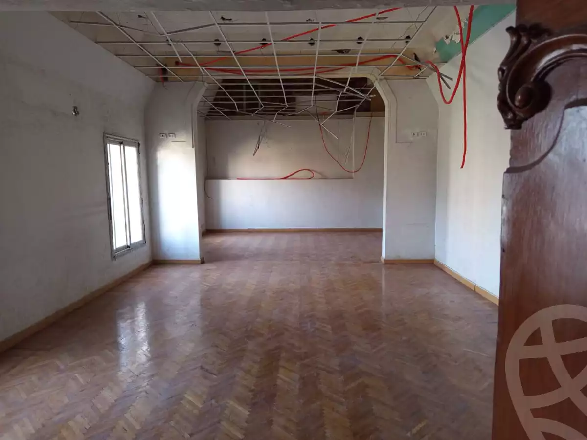 https://aqarmap.com.eg/ar/listing/6182556-for-rent-cairo-downtown-el-qasr-el-ayni