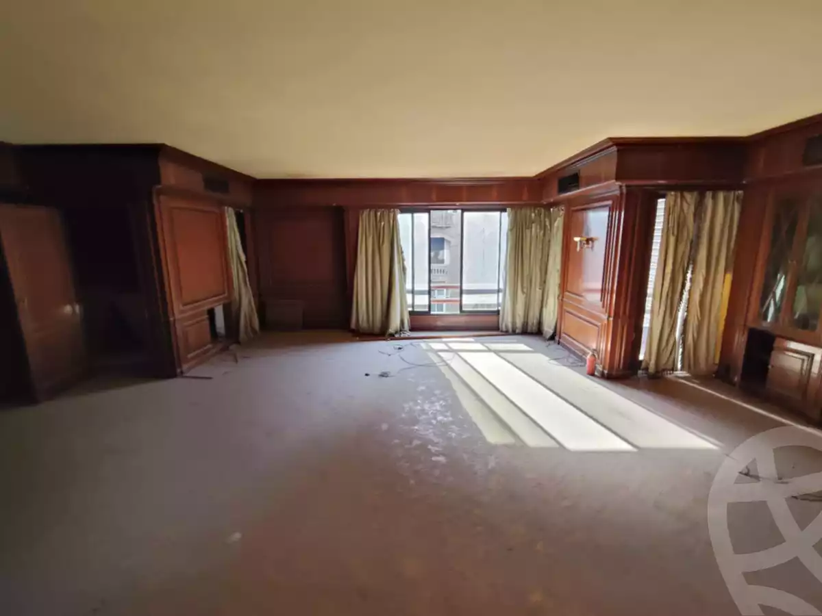 https://aqarmap.com.eg/ar/listing/6182556-for-rent-cairo-downtown-el-qasr-el-ayni
