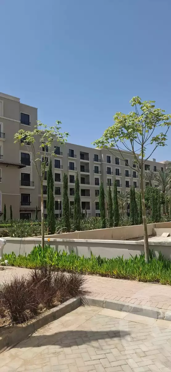 https://aqarmap.com.eg/en/listing/6183303-for-sale-cairo-el-sheikh-zayed-city-compounds-kmbwnd-fyldj-wyst-dr-llttwyr