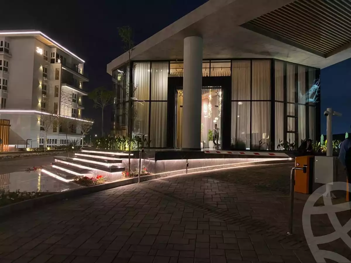 https://aqarmap.com.eg/ar/listing/6183472-for-sale-cairo-new-cairo-compounds-mwntn-fyw-y-syty-creek-park-mountain-view-icity