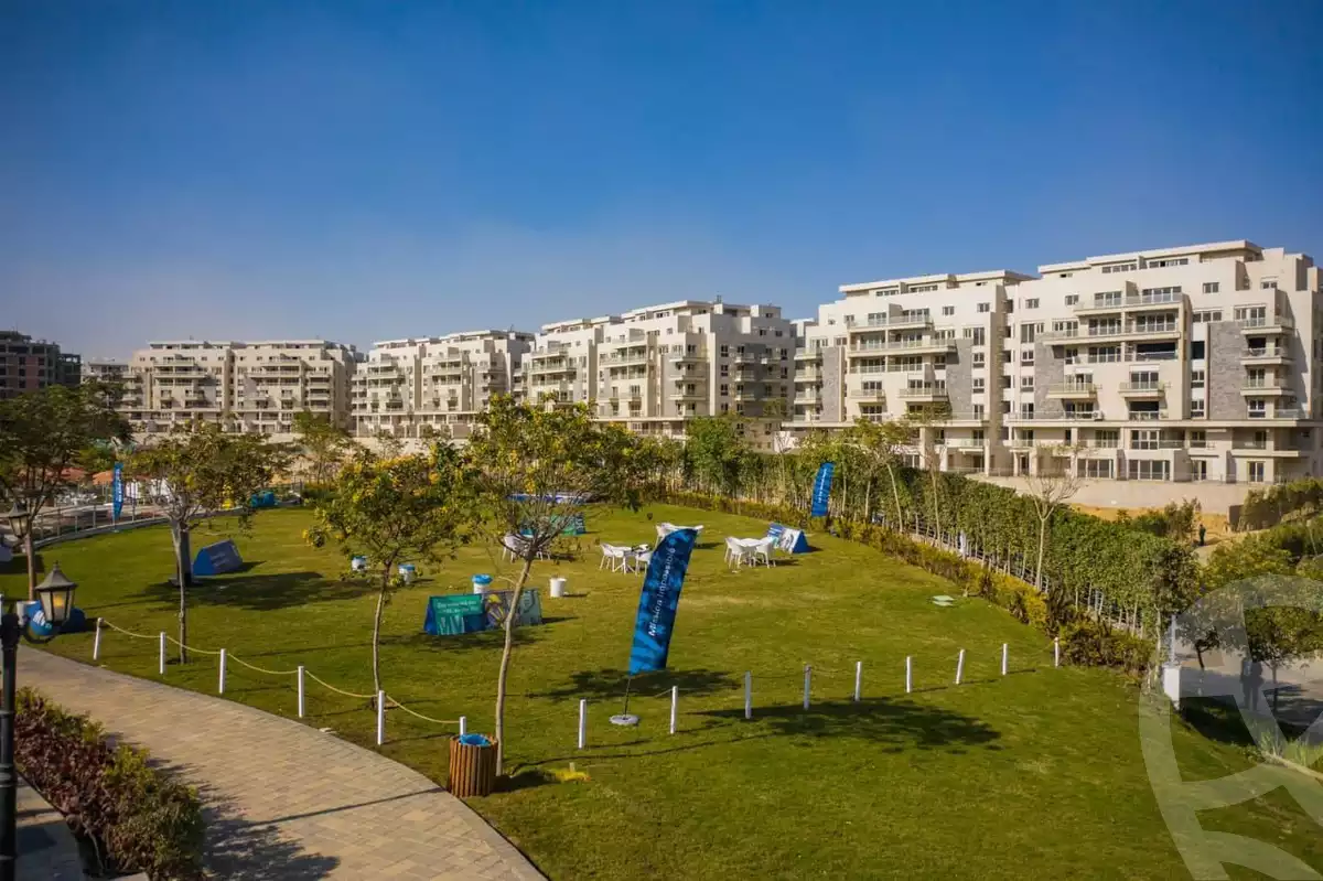 https://aqarmap.com.eg/ar/listing/6183472-for-sale-cairo-new-cairo-compounds-mwntn-fyw-y-syty-creek-park-mountain-view-icity