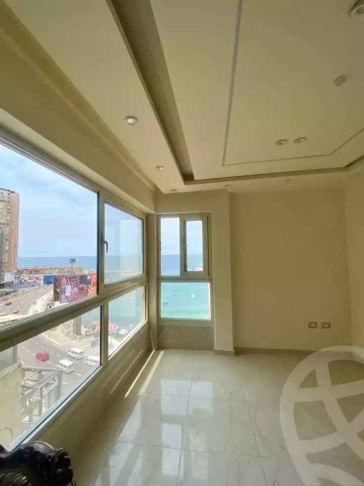 https://aqarmap.com.eg/ar/listing/6184528-for-sale-alexandria-glim-shr-ljysh