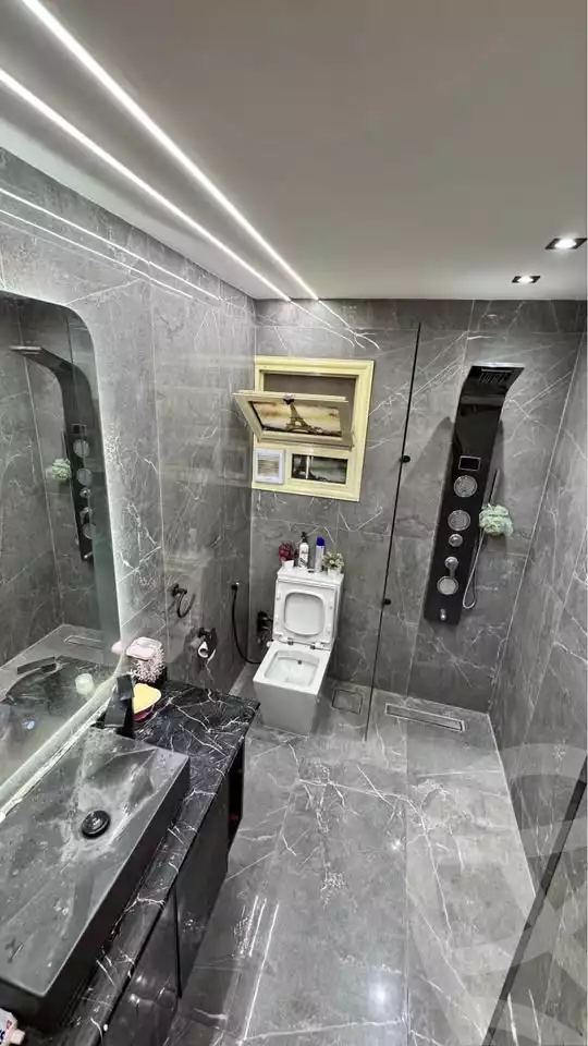 https://aqarmap.com.eg/ar/listing/6184557-for-sale-alexandria-el-mandara-alex-el-mandara-bahri-sidi-kamal-st