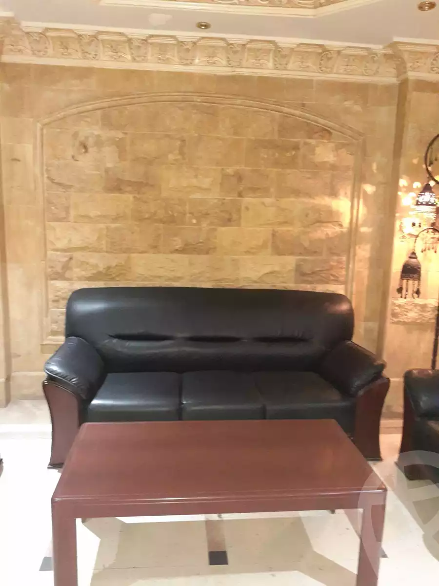 https://aqarmap.com.eg/ar/listing/6184776-for-rent-cairo-dokki-kwrnysh-lnyl