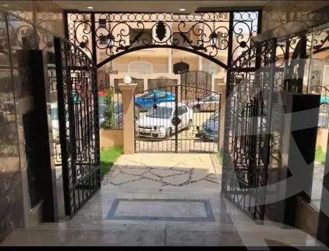 https://aqarmap.com.eg/ar/listing/6185395-for-sale-cairo-new-cairo-south-investors-mohammed-nagib-axis-st