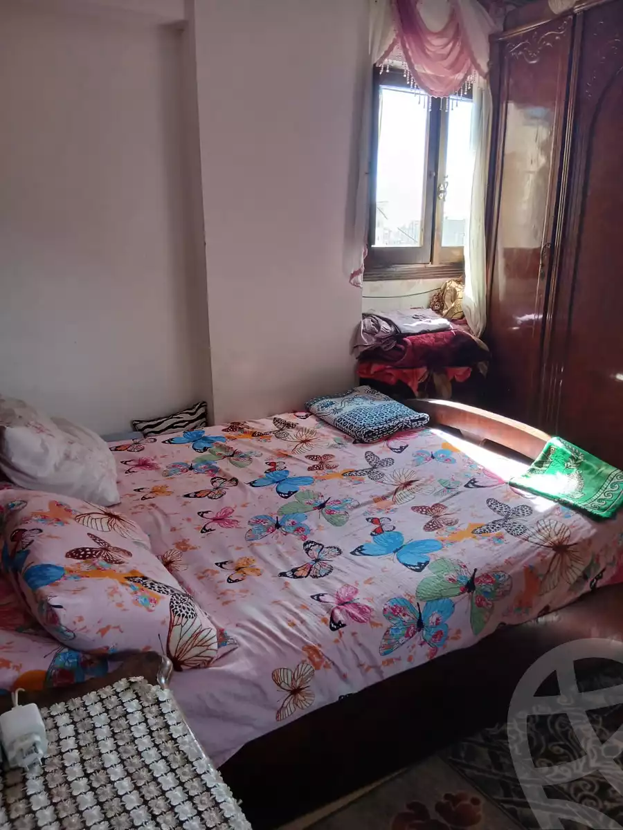 https://aqarmap.com.eg/ar/listing/6185329-for-sale-alexandria-moharram-bey-kanal-al-mahmoudeya-al-bahri-st