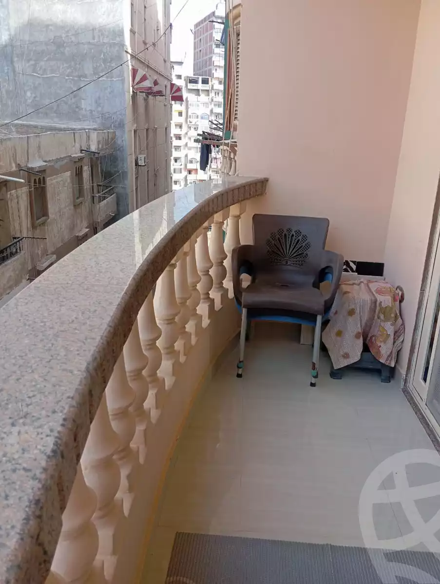 https://aqarmap.com.eg/en/listing/6185472-for-sale-alexandria-moharram-bey-haret-al-romani