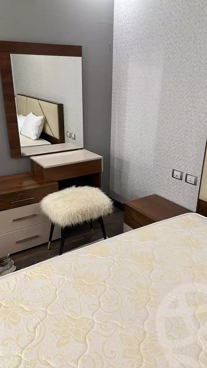 https://aqarmap.com.eg/ar/listing/6190789-for-rent-cairo-new-cairo-compounds-mountain-view-executive-residence