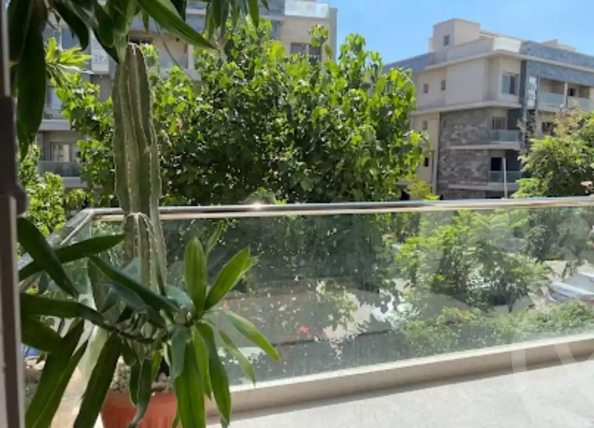 https://aqarmap.com.eg/en/listing/6191315-for-sale-cairo-new-cairo-compounds-moon-valley