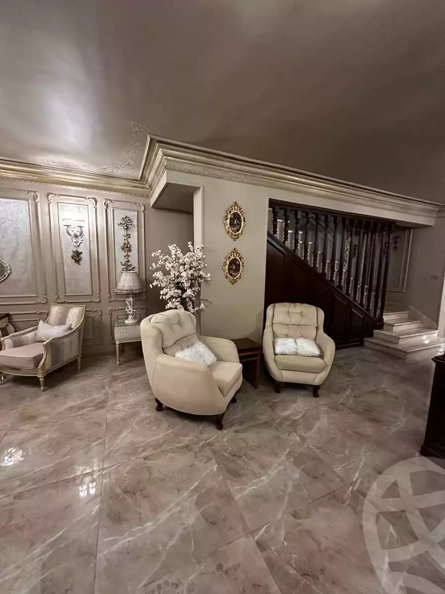 https://aqarmap.com.eg/ar/listing/6191512-for-sale-cairo-new-cairo-compounds-mountain-view-hyde-park