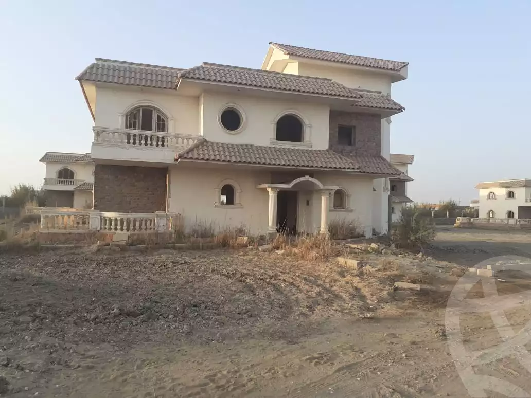 https://aqarmap.com.eg/ar/listing/6192246-for-sale-el-fayoum-fayoum-fayoum-city-agricultural-tower