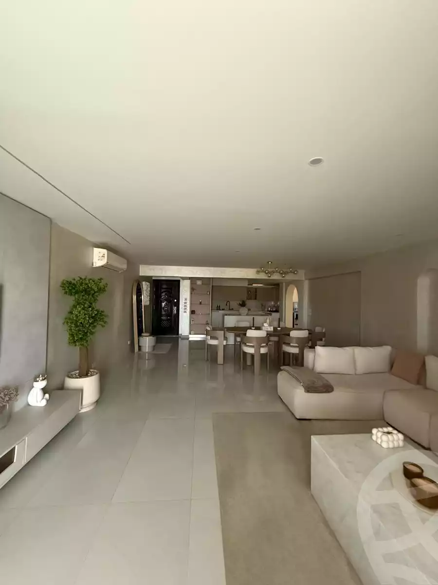 https://aqarmap.com.eg/ar/listing/6193972-for-sale-cairo-new-cairo-lrhb-city-phase-2-amr-ibn-el-aas-st