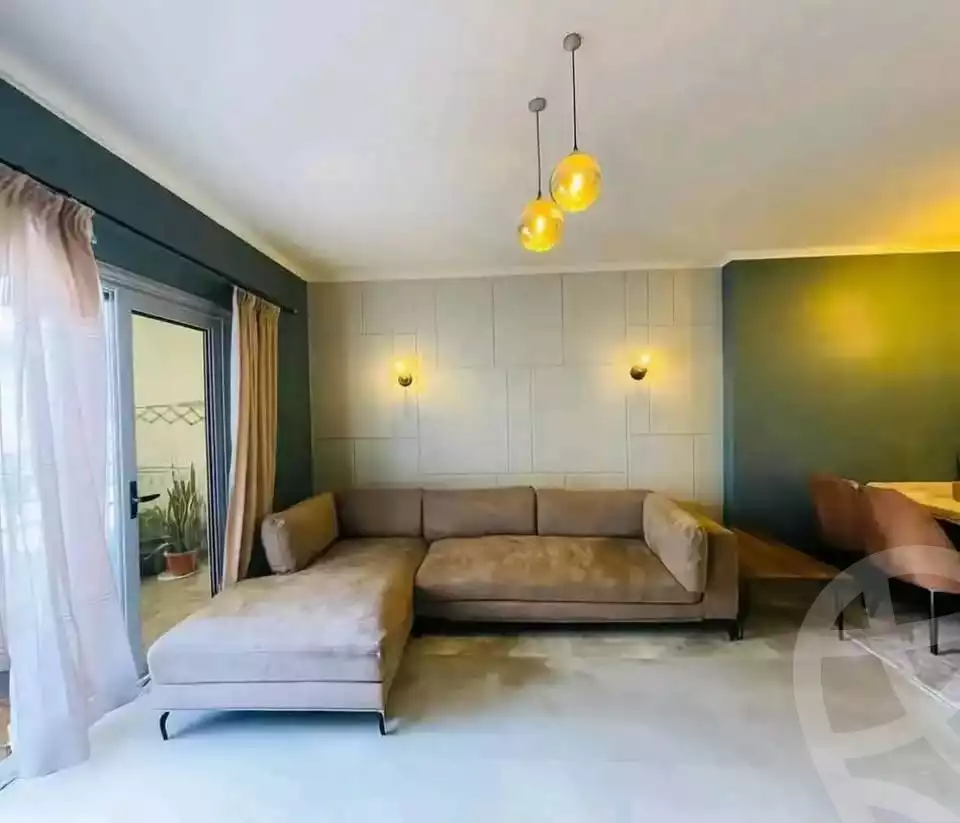 https://aqarmap.com.eg/en/listing/6195621-for-sale-cairo-mokattam-el-hadabah-el-wosta-compounds-vittoria-compound-seven-stars