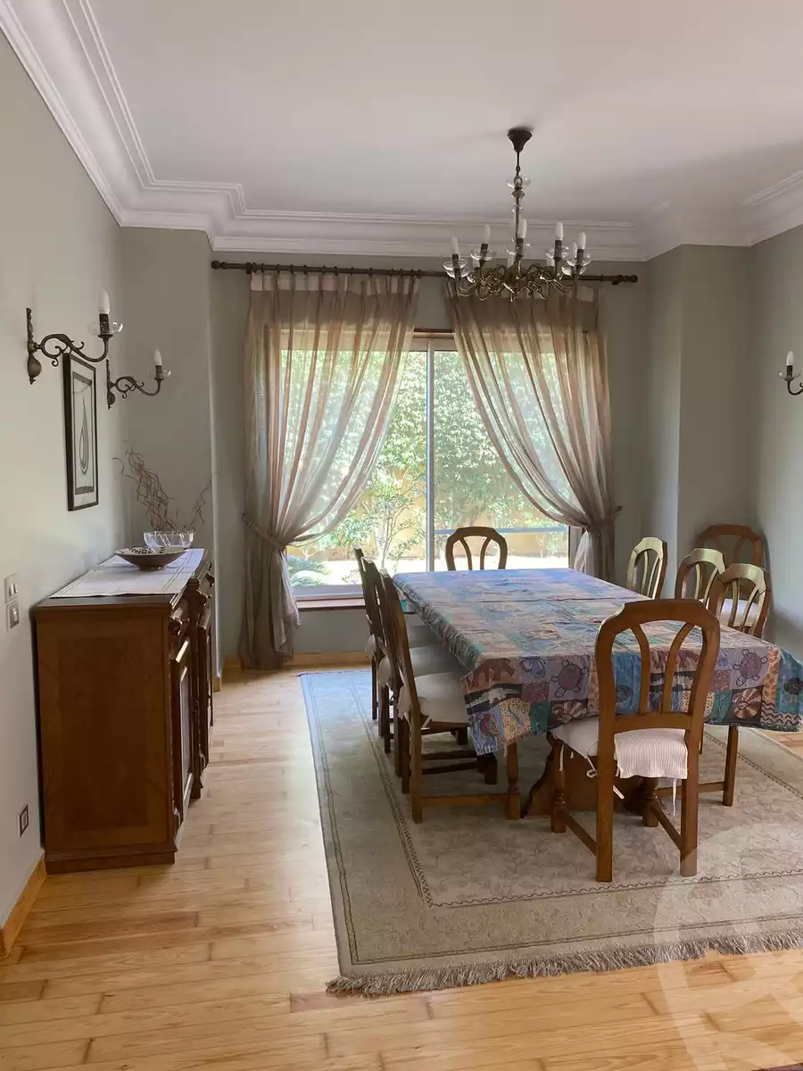 https://aqarmap.com.eg/ar/listing/6198113-for-sale-cairo-6th-of-october-compounds-royal-hills